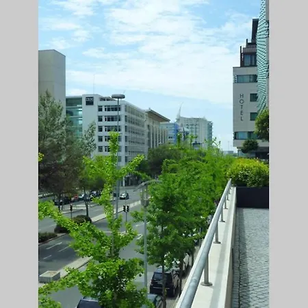 Apartment D. Joao In Parque Nacoes *